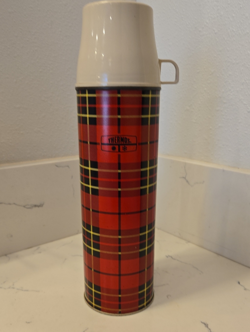 Vintage Thermos  1973 King Seeley Red Plaid Bottle No. 2442
